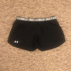 Under Armour black gym shorts